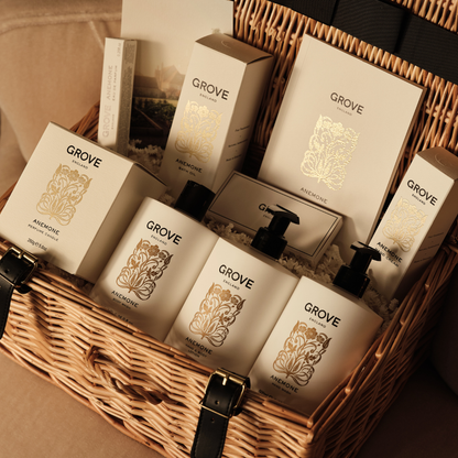 Anemone Indulgence: Luxury Gift Hamper